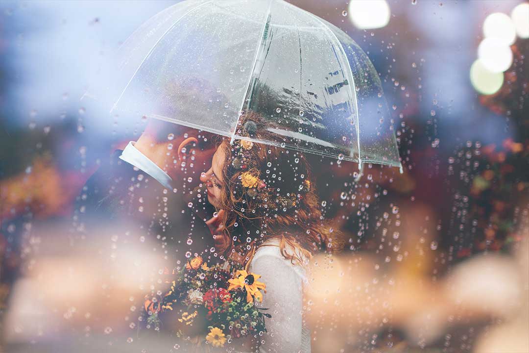 mariage a domicile sous la pluie