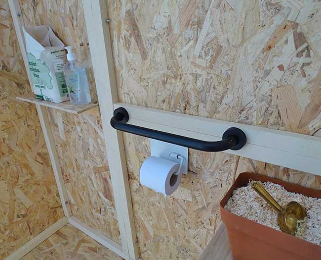location toilette norme handicapes a barre d appui