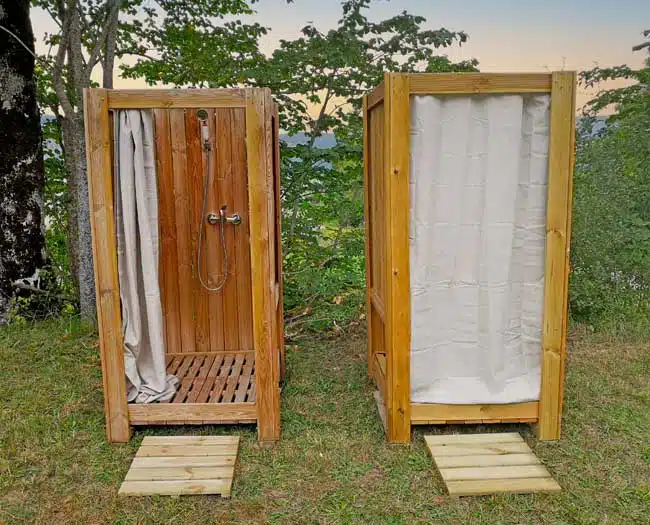 toilette_seche_3 location module raccordable 2 douches mobiles seminaire team building