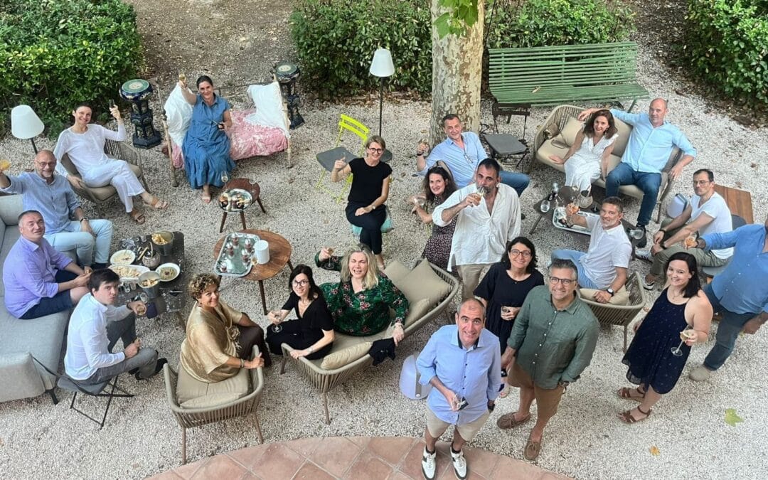 Célébration chic et intime au cœur d’une maison de famille
