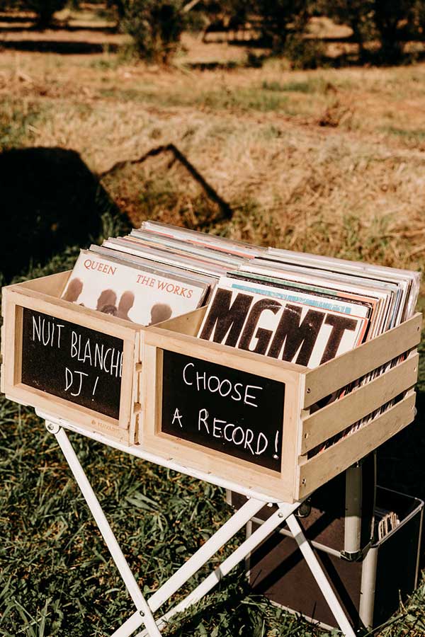 bar à disque vynile mariage en extérieur