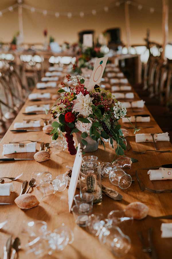 décoration de repas de mariage sous tente A&R