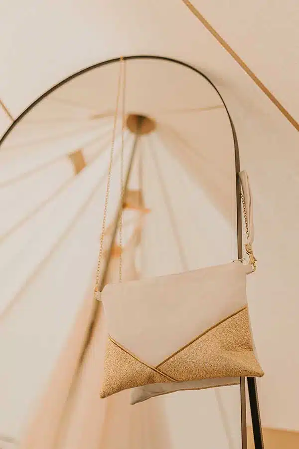 habillage mariée sous tente